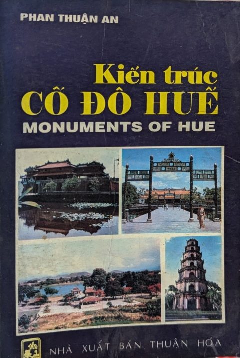 Bìa sách Kiến trúc cố đô Huế